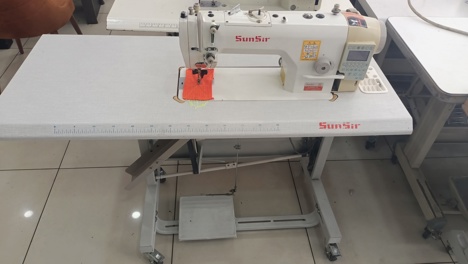 İş Makineleri, Dikiş Makinaları (Tekstil), Sunsir Otomatik Bıçaklı Dikiş Makinası