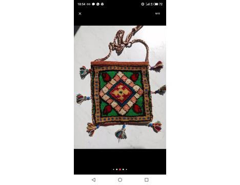Antika Eşya, Çanta, Anadolu Kadını , Saf Yun Dokuma , Yün Dokuma Motif İşlemeli Kök Boyalı.