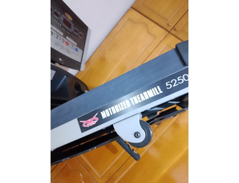 Spor Eşyaları, Koşu Yürüyüş Bantları, 5250, Voit Motorize Treadmill 5250, Son Fiyat !! Koşu Bandı Voit Motorize Treadmill 52