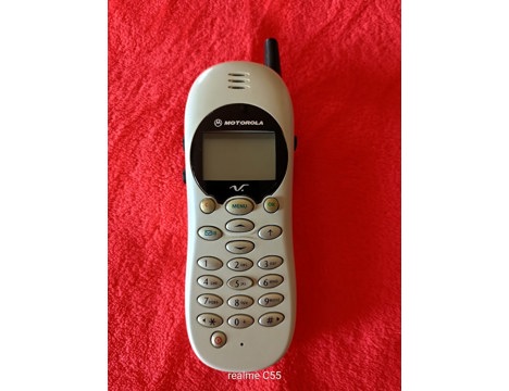 Motorola V2288 Nostaljik Cep Telefonu.Çok Nadir.