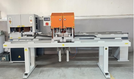 İş Makineleri, Kaynak Makinaları (Pvc), Anadolu Makina , Pvc Makinaları , Pvc Çift Kafa Kıl Kaynak 3 Metre Bakımlı
