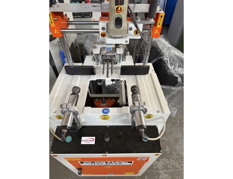 İş Makineleri, Freze Makinaları (Pvc), Plastmak Marka, Pvc Makinaları , Plastmak Pvc Üçlü Kolyeri + Freze +Su Tahliye