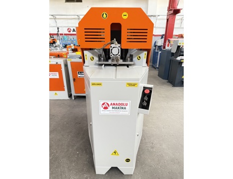 İş Makineleri, Temizleme Makinaları (Pvc), Pvc Makinaları , Risus Marka Pvc Köşe Temizleme Makinası
