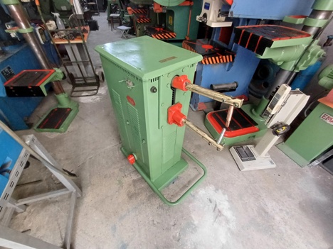 İş Makineleri, Punta Makinaları (Metal), 10 Kva Baykal Punta Kaynak Makinası