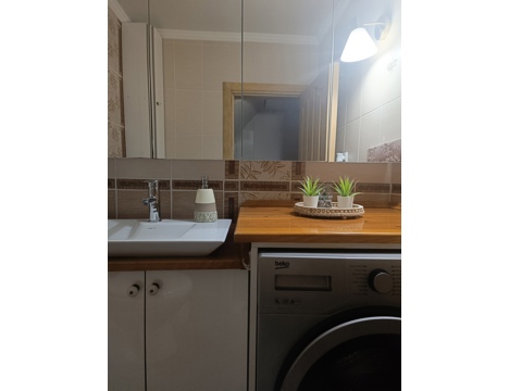 Mobilya, Banyo Mobilyaları, Banyo Dolabı Temizdir