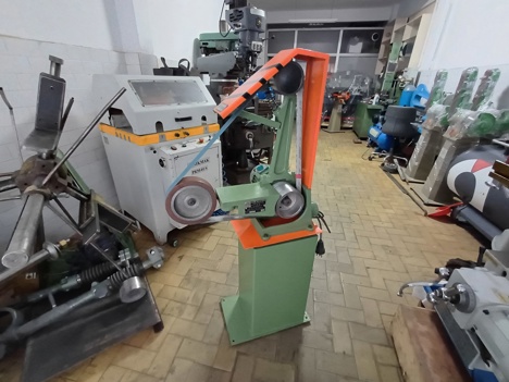 İş Makineleri, Taşlama Makinaları, 2000 / 50, Can Makina Üçgen Şerit Bant Zımpara