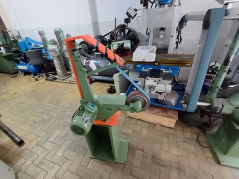 İş Makineleri, Taşlama Makinaları, 2000 / 50, Can Makina Üçgen Şerit Bant Zımpara