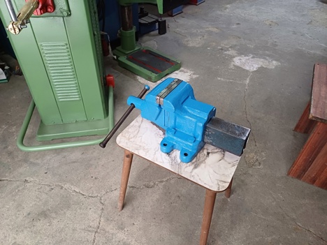 İş Makineleri, Torna (Metal), Kanca 150 Mm Masa Mengene