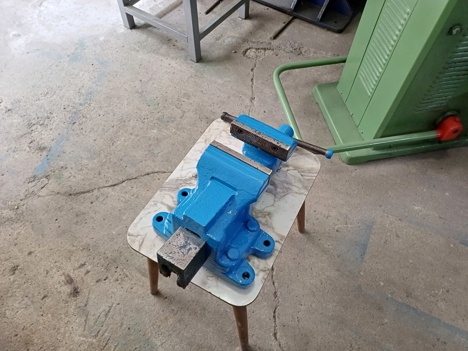 İş Makineleri, Torna (Metal), Kanca 150 Mm Masa Mengene