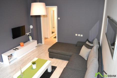 Emlak, Konut, 85 M2, 2+1, Bayındır Hastanesine Yakın Eşyalı Kiralık Daire