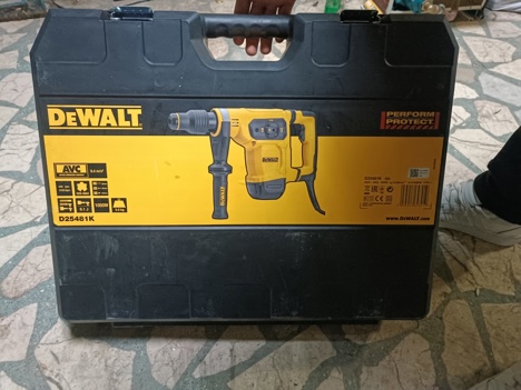 İş Makineleri, Kırıcılar, 2021, Matkap Devalt Bosh Süper Ego