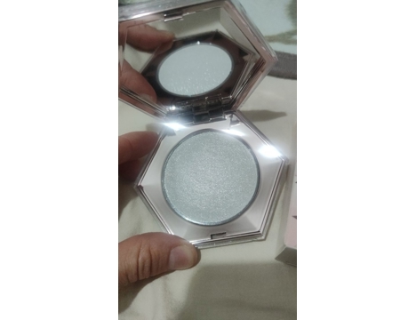 Diğerleri, Diğer Kozmetikler, Sıfır, Fenty Beauty Aydınlatıcı