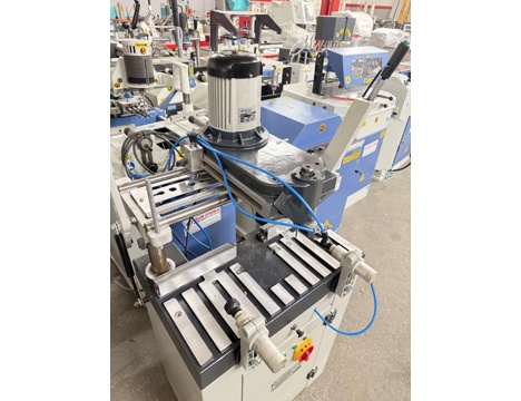 İş Makineleri, Freze Makinaları (Pvc), Özçelik Alüminyum Kopya Freze Soğutmalı Bursa
