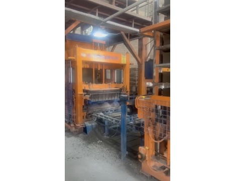 İş Makineleri, Briket Makinaları, 12'Li Otomatik 18E Tamamlamalı Toplama, Çevrükler 12'Li Otomatik Bims Üretim Tesisi Ankara