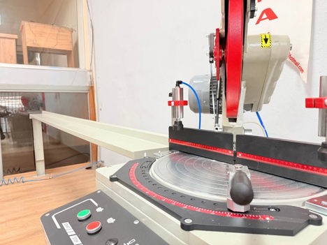 İş Makineleri, Kesme Makinaları (Pvc), Pvc Makinaları, Teknik Makina 400Lük Alüminyum Kesme Makinası Bursa