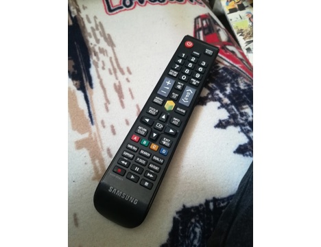 Elektronik Eşya, Lcd Televizyon, Televizyon Uzaktan Kumanda, Samsung Lcd Tv Uzaktan Kumandası Orjinal Sahibinde