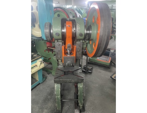 İş Makineleri, Pres (Metal), 30 Tonluk Eksantrik Pres Makinesi