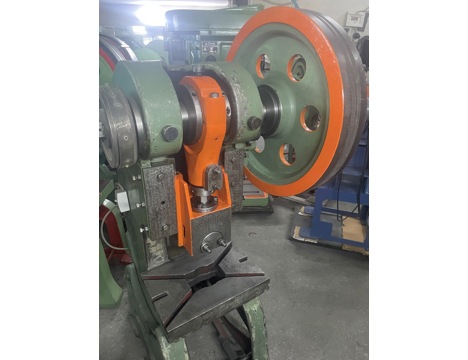 İş Makineleri, Pres (Metal), 30 Tonluk Eksantrik Pres Makinesi