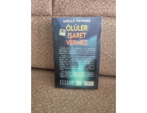Kitap, Dergi, Romanlar (Yabancı Yazarlar), Molly Thynne Ölüler İşaret Vermez Polisiye Roman Sıfır İstan