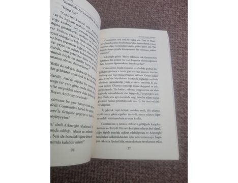 Kitap, Dergi, Romanlar (Yabancı Yazarlar), Molly Thynne Ölüler İşaret Vermez Polisiye Roman Sıfır İstan