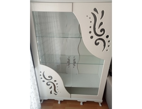 Mobilya, Büfe, Vitrin, Mdf Fitrin Beyazdır , Mdf Vitrin Beyazdır Kırığı Çiziği Yoktur