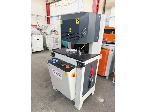 İş Makineleri, Kaynak Makinaları (Pvc), Pvc Makinaları , Pvc Tek Köşe Kıl Kaynak Yeni Anadolu Makinadan