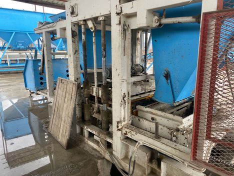 İş Makineleri, Parke, Bordür Makinaları, Kilit Taş Bims Makinesi, 25Li Çelik İç Briket Kilit Taş Makinesi
