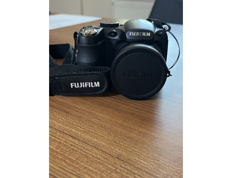 Elektronik Eşya, Digital Fotograf Makinaları, Finepix S2950, Dijital Fotoğraf Makinesi, Fujifilm Dijital Makine-Temiz ve Soru