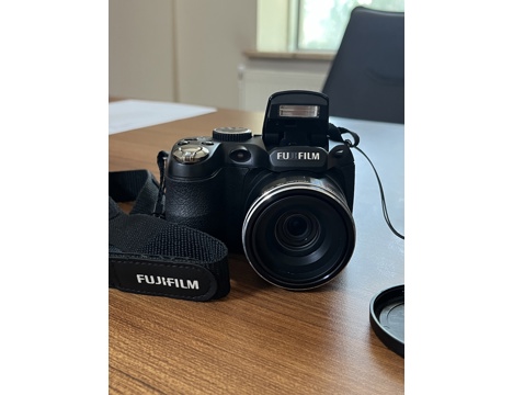 Elektronik Eşya, Digital Fotograf Makinaları, Finepix S2950, Dijital Fotoğraf Makinesi, Fujifilm Dijital Makine-Temiz ve Soru
