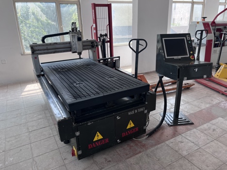 İş Makineleri, Cnc Router (Ahşap İçin), Tek Mak , 1000X2000 Servo Motor Vakumlu Cnc Router