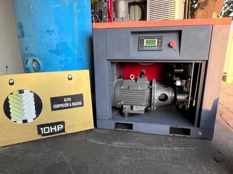 İş Makineleri, 2023, Ready Vidalı Kompresör 8 Bar 10Hp Sahibinden İzmir