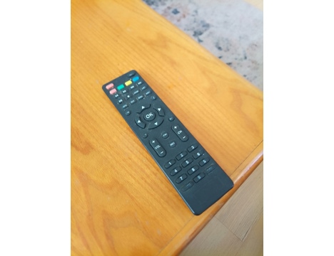 Elektronik Eşya, Diğer Elektronik Eşyalar, Arçelik Televizyon Kumandası Çalışır Durumda İzmir