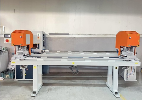 İş Makineleri, Kaynak Makinaları (Pvc), Anadolu Makinadan , Pvc Makinaları , Pvc Çift Kafa Kıl Kaynak 3 Metre Boyunda Bakımlı