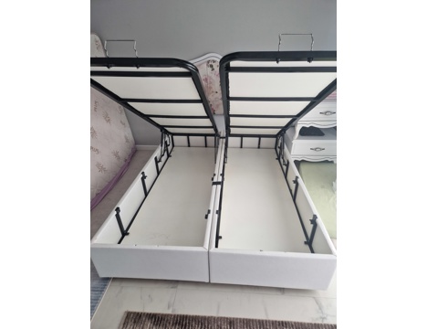 Mobilya, Yatak Odası Mobilyaları, Baza ve Başlık 150X 200, Baza ve Çiçek Desenli Başlık