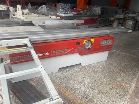 İş Makineleri, Kesme Makinaları (Pvc), Artemak Marka 3200 Çizicili Yatar Daire Makinası