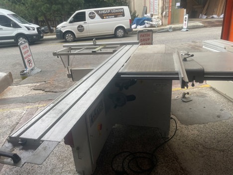 İş Makineleri, Kesme Makinaları (Pvc), Artemak Marka 3200 Çizicili Yatar Daire Makinası