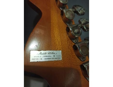 Müzik Aletleri, Acil Satıyorum Gitardan Hiç Anlamam