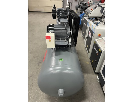 İş Makineleri, Yeni , 2026 Model Dalgakıran Kompresör 500 Litre 5.5 Hp