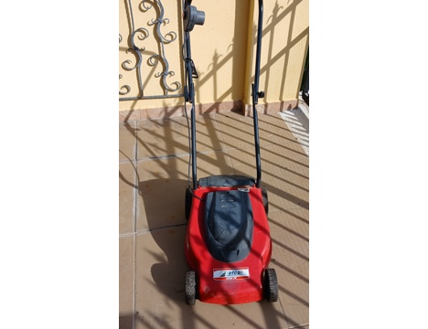 Ev, Bahçe Eşyaları, Bahçe Aletleri, Elektrikli Çim Biçme Makinesi İkinci El 5.500 Tl Antalya
