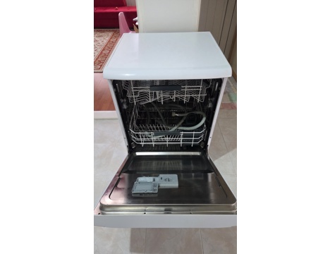 Beyaz Eşya, Lbf42 Hotpoint, Ariston Hotpoint Lbf42 Bulaşık Makinesi 2. El 5.000 Tl
