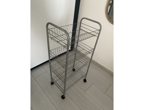 Ev, Bahçe Eşyaları, Diğer Ev Eşyaları, Telden Raflı Sebzelik Düzenleyici İkinci El 300 Tl İzmir