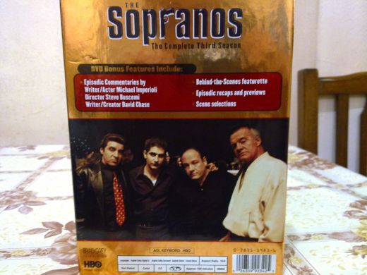 SOPRANOS Bradgrey Television Dvd Müzik, Film (Plak,Cd, Dvd) : Sopranos Orjinal Box Dörtlü Dvd Set Üçüncü Sezon