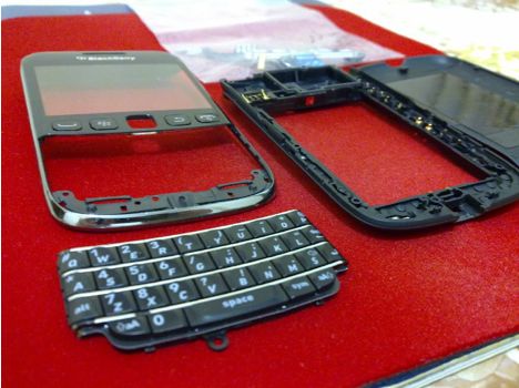 Cep Telefonu, Cep Telefonu Aksesuarları, Blackberry Bold Orjinal Kasa ve Tuş Takımı Orjinal